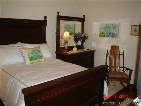 Sail Inn New Bern Room photo